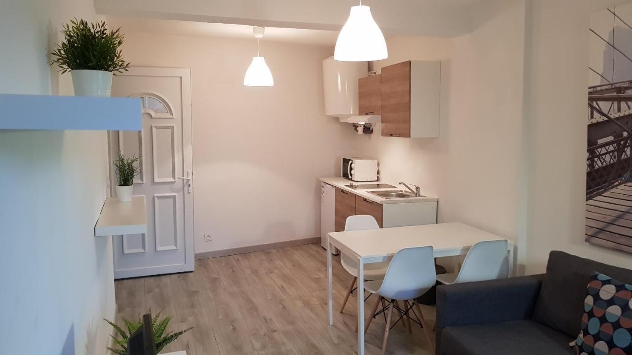 Appartement "Gabrielle" Au Calme En Hypercentre De Revel ريفيل المظهر الخارجي الصورة